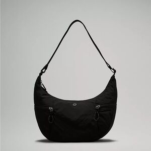 NWT Lululemon Slouchy Sling Bag